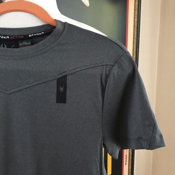Spyder Active Gray and Black Webbed ProW B BREATHABLE Workout T Shirt - Picture 4 of 9